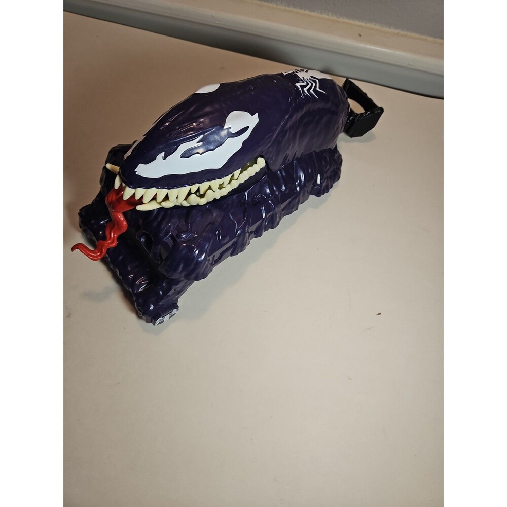 HASBRO NERF MARVEL SPIDER-MAN VENOM VERSUS MARVEL'S‎ VENOM STRIKE BLASTER